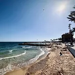 Апартаменты Sunset - Playa Del Cura, 10 Meters To Beach, Sea View, Centrally Located, Locos Торевьиа