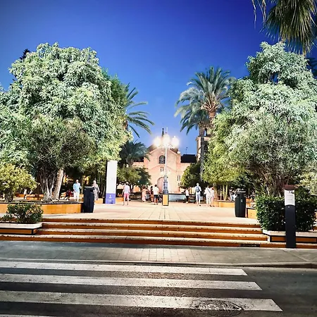 Апартаменты Sunset - Playa Del Cura, 10 Meters To Beach, Sea View, Centrally Located, Locos Торевьиа